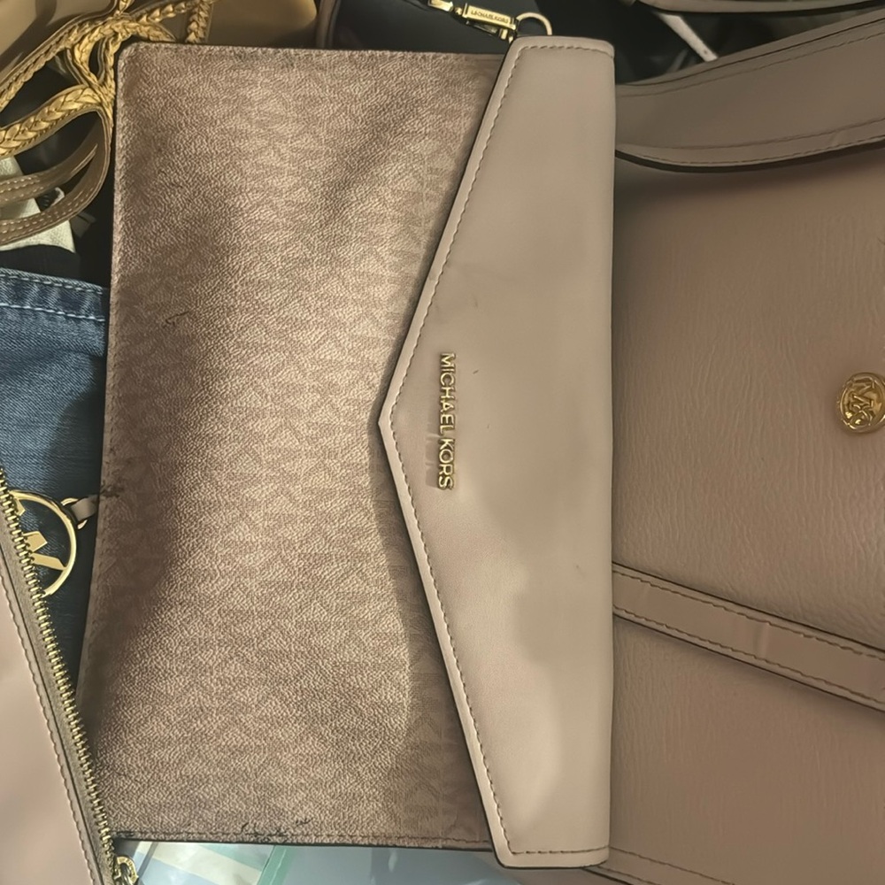 Lt Pink MK clutch
